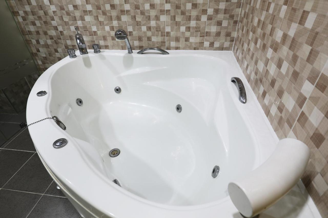 בואן Bellino Hotel מראה חיצוני תמונה